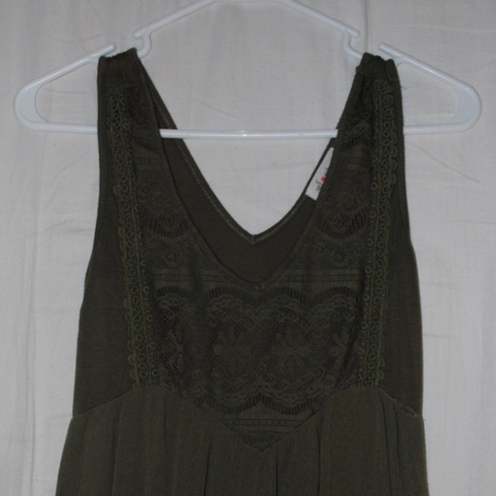 Junior's/Women's Top